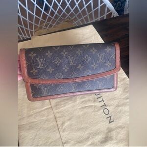 Louis Vuitton Pouchette Dame